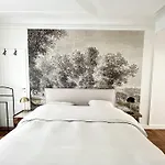 Appartement Marais Parisien Chic